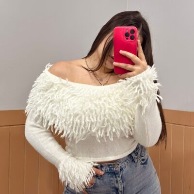 püsküllü kazak beyaz