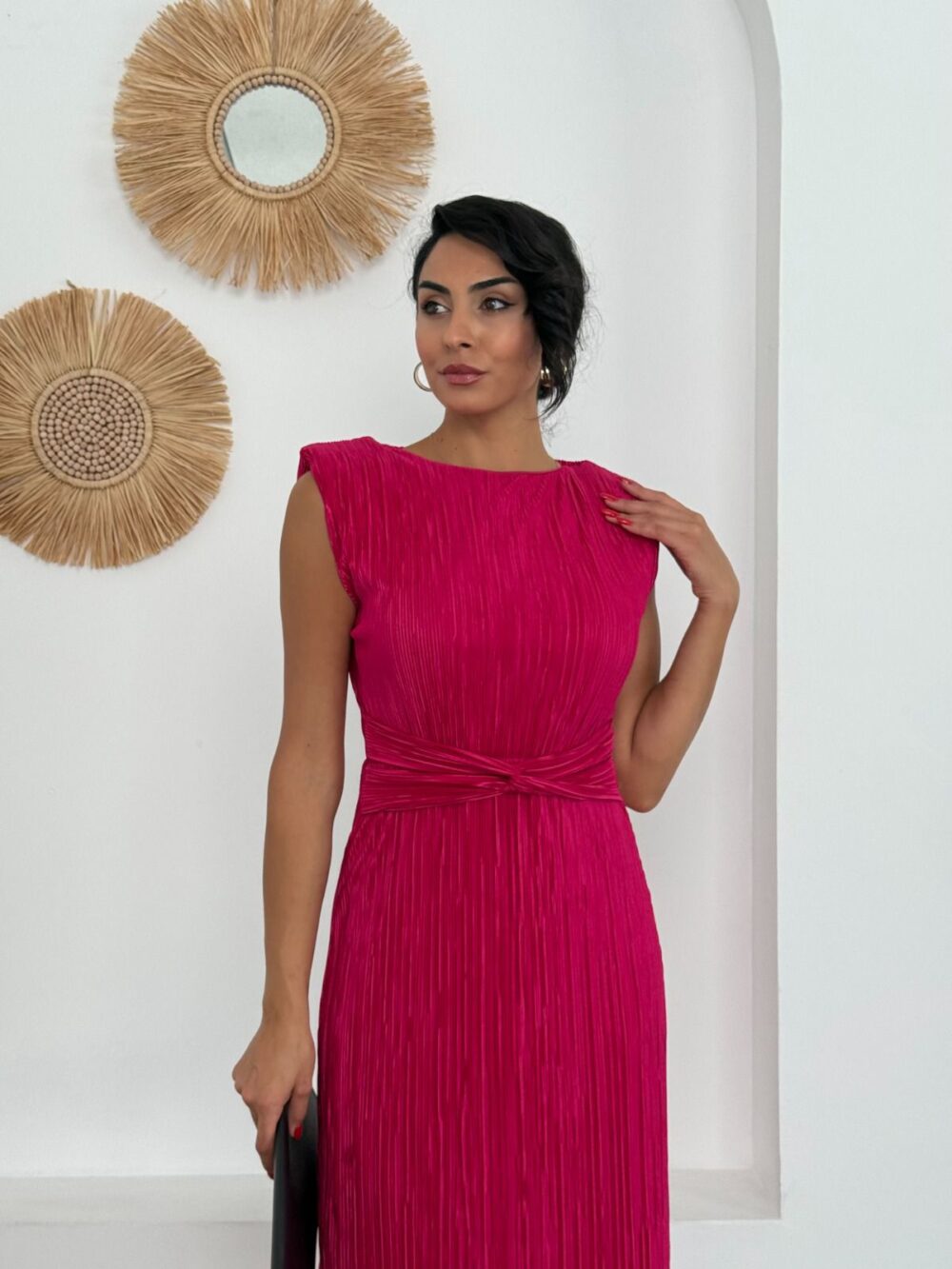 Fuşya pliseli midi elbise - Görsel 4